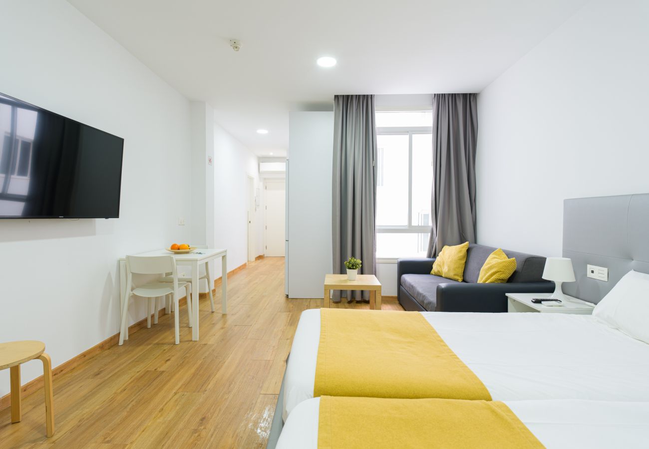 Studio in Las Palmas de Gran Canaria - OK Las Canteras 5E by CanariasGetaway