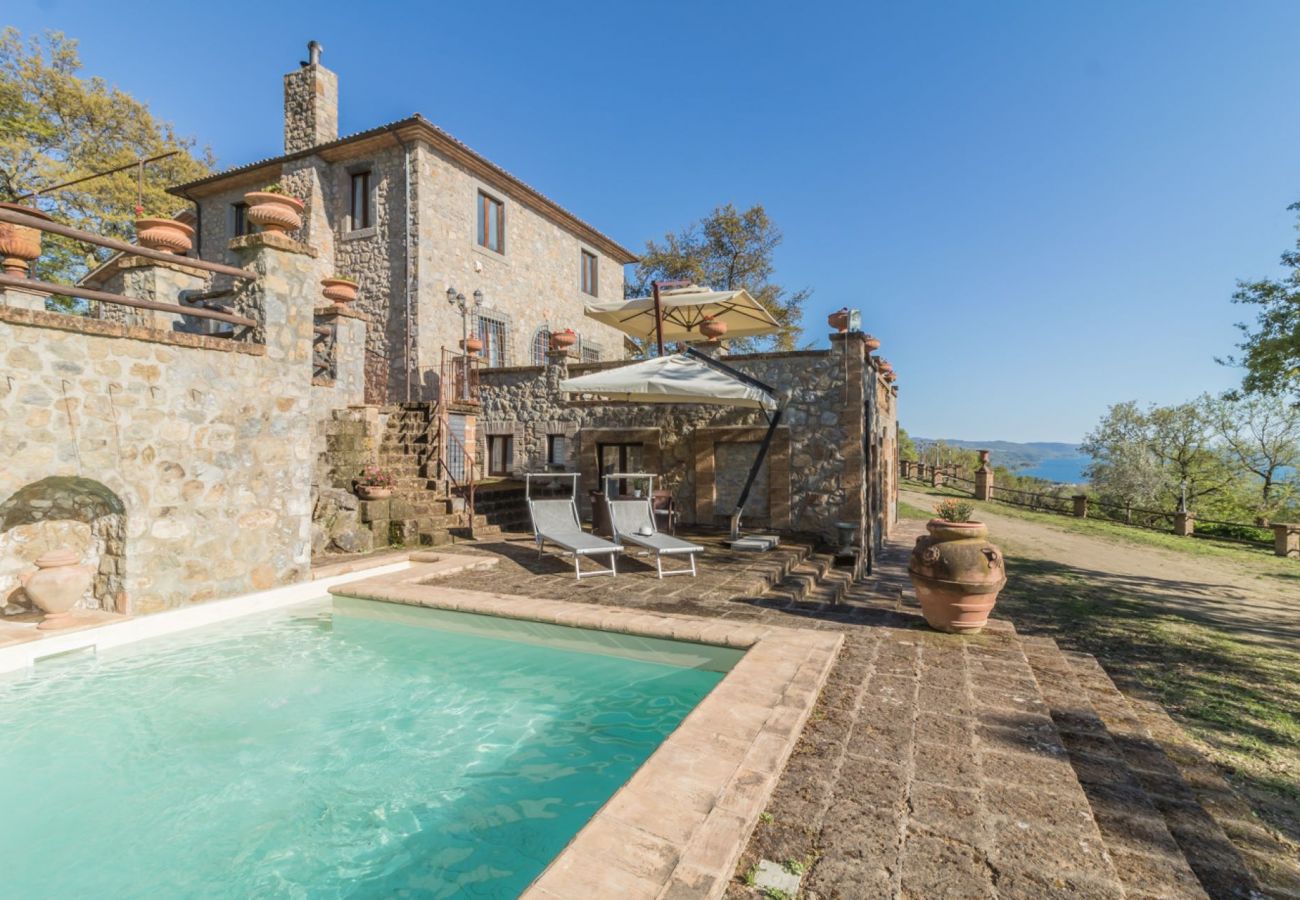 Apartment in Bolsena - Il Casale del Sughereto - Apartment in dream villa with pool