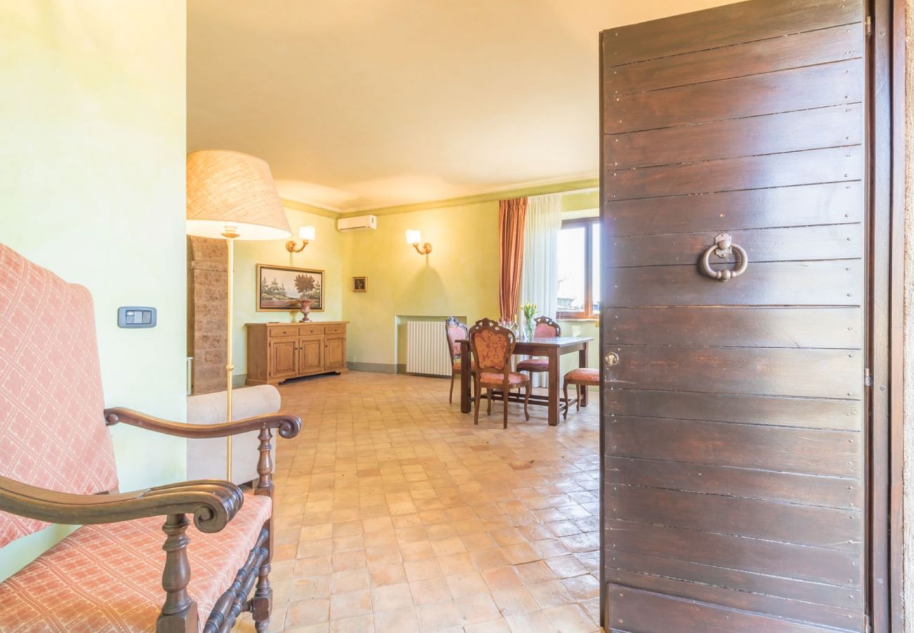 Apartment in Bolsena - Il Casale del Sughereto - Apartment in dream villa with pool