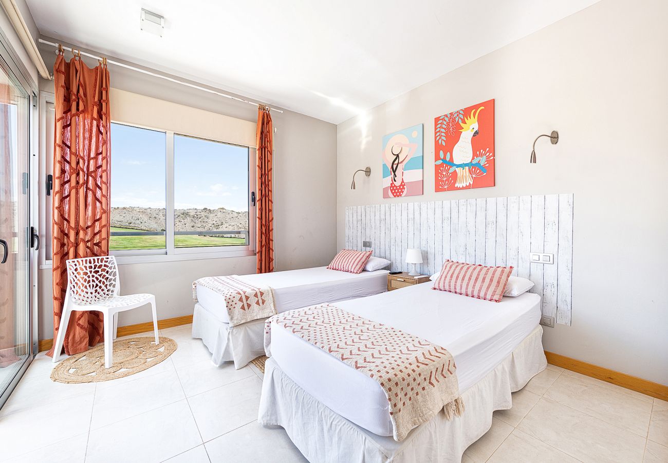 Villa in San Bartolomé de Tirajana - Vista Golf 12 by Canariasgetaway