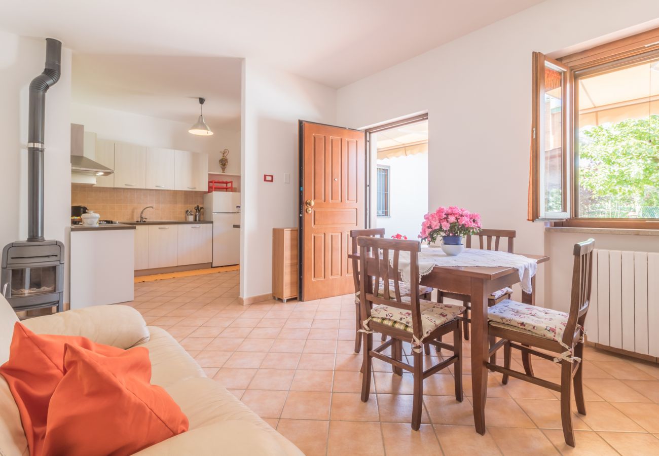 Townhouse in Bolsena - Alloggio Turistico Titti