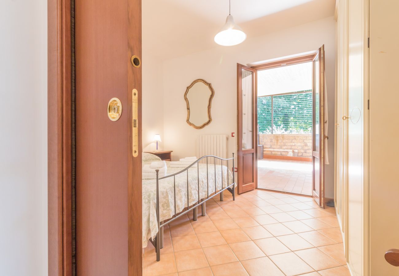 Townhouse in Bolsena - Alloggio Turistico Titti