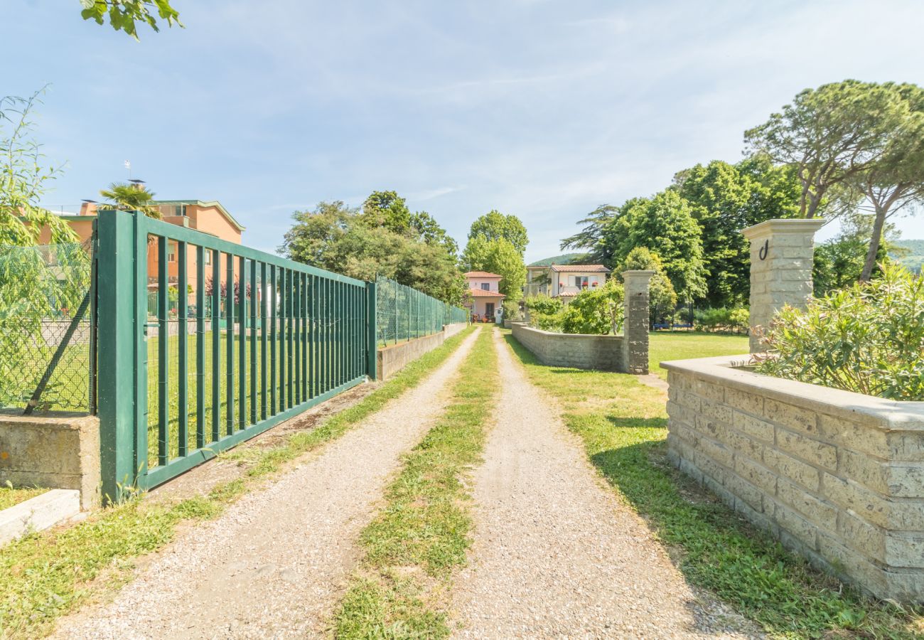 Townhouse in Bolsena - Alloggio Turistico Titti