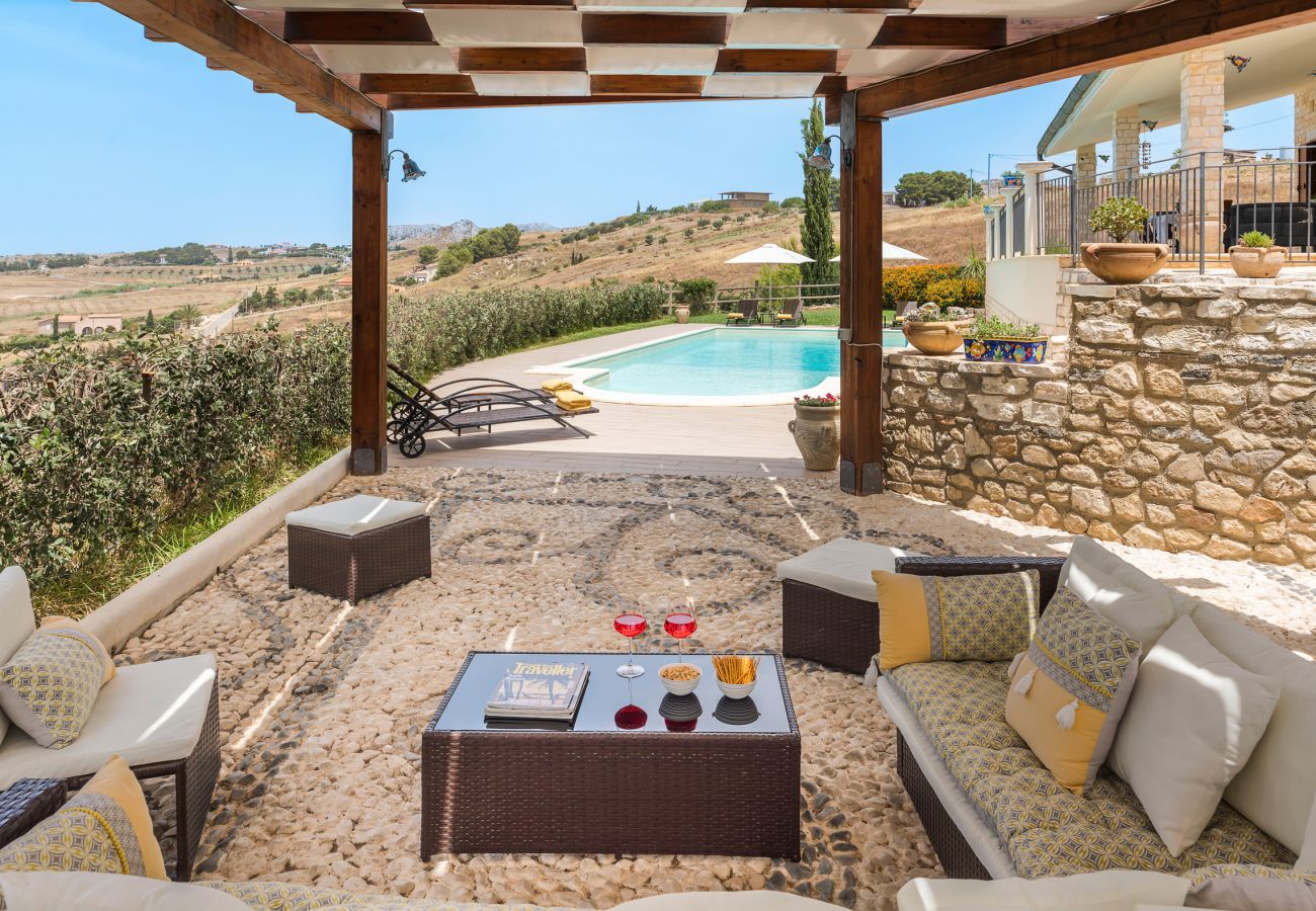 Villa in Montallegro - Pool villa close to a beautiful sandy beach, Bovo Marina, Sicily