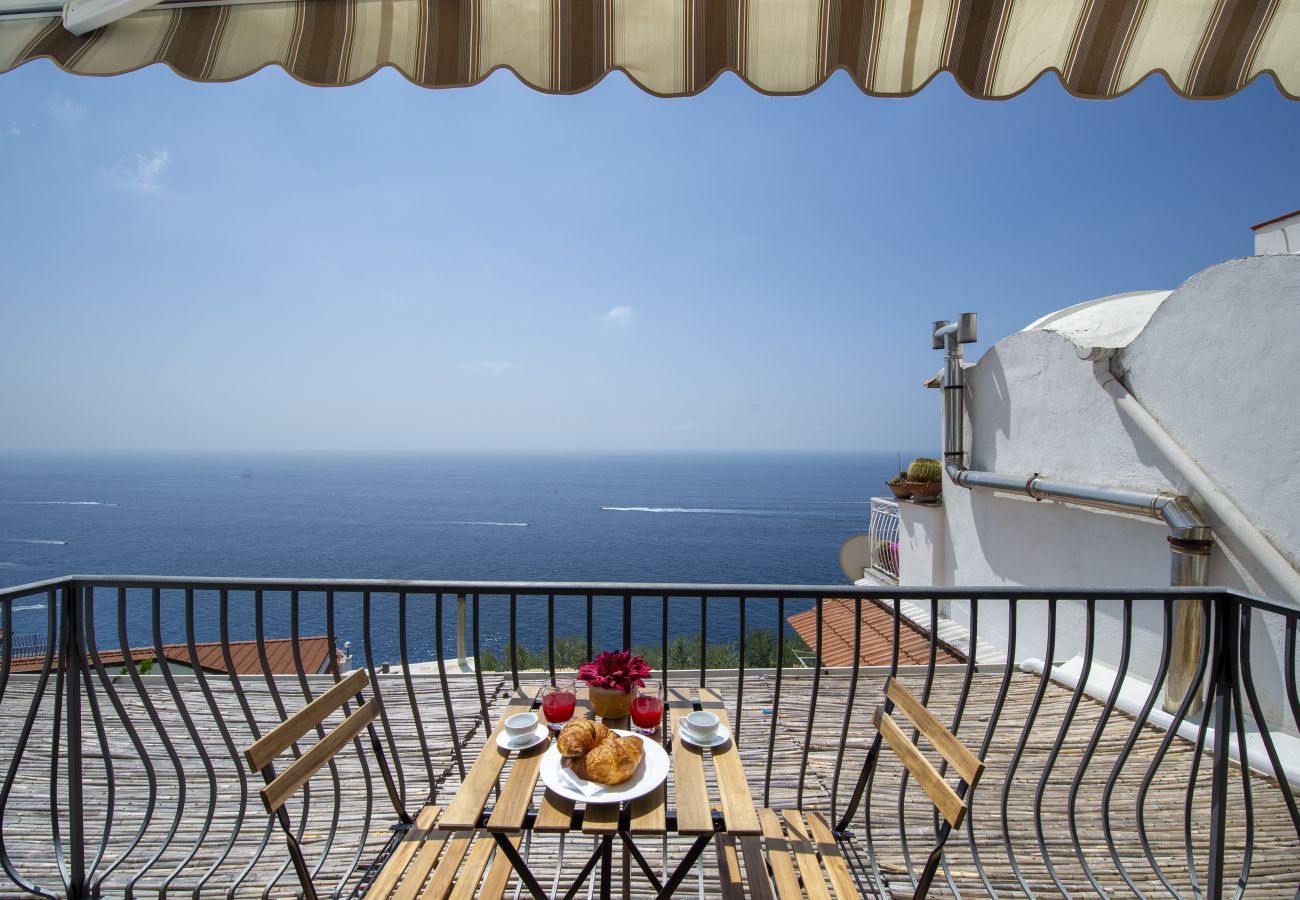 House in Praiano - Casa Il Riccio - House with garden and breathtaking view