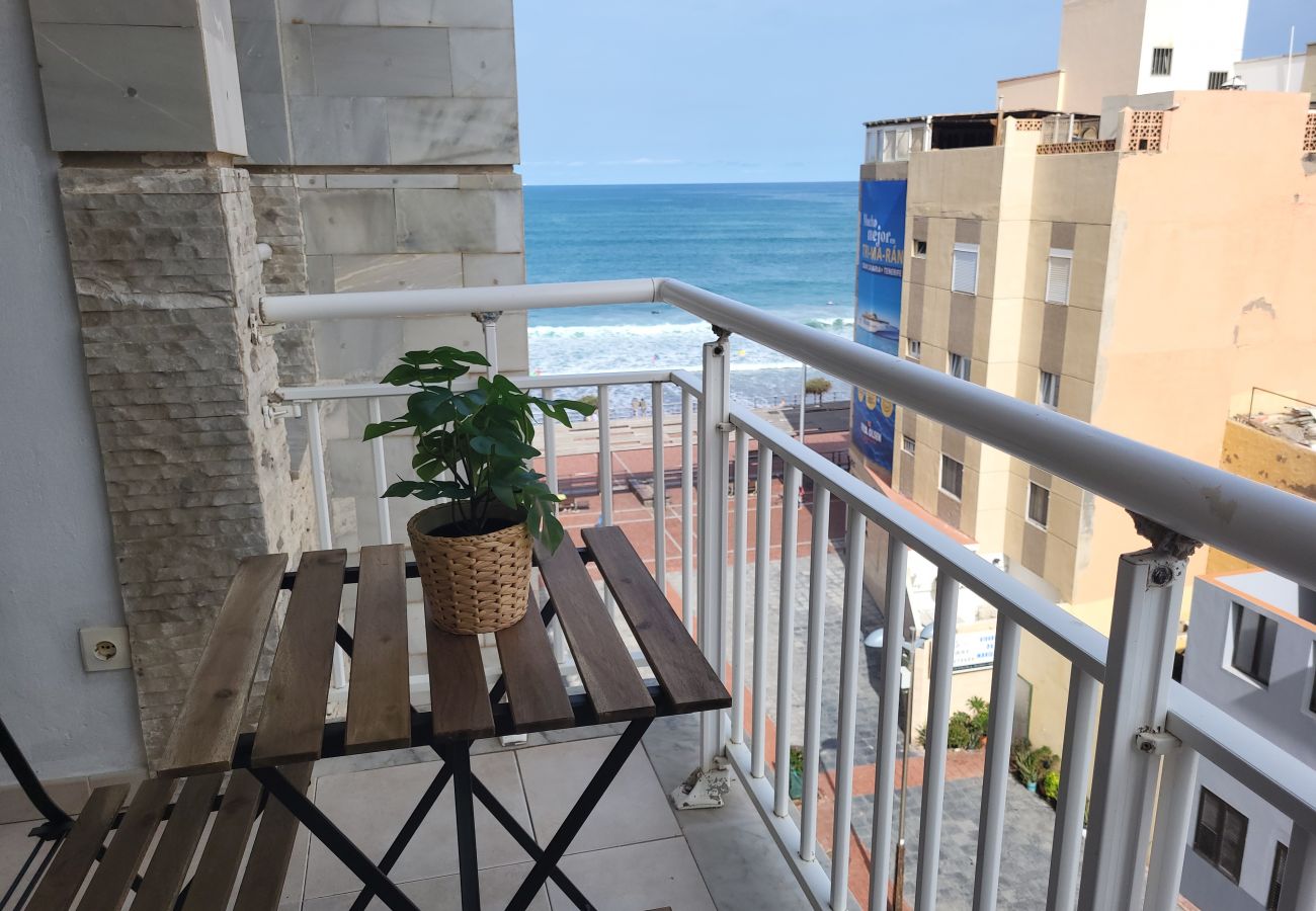 House in Las Palmas de Gran Canaria - Canteras Sport Beach by Canariasgetaway