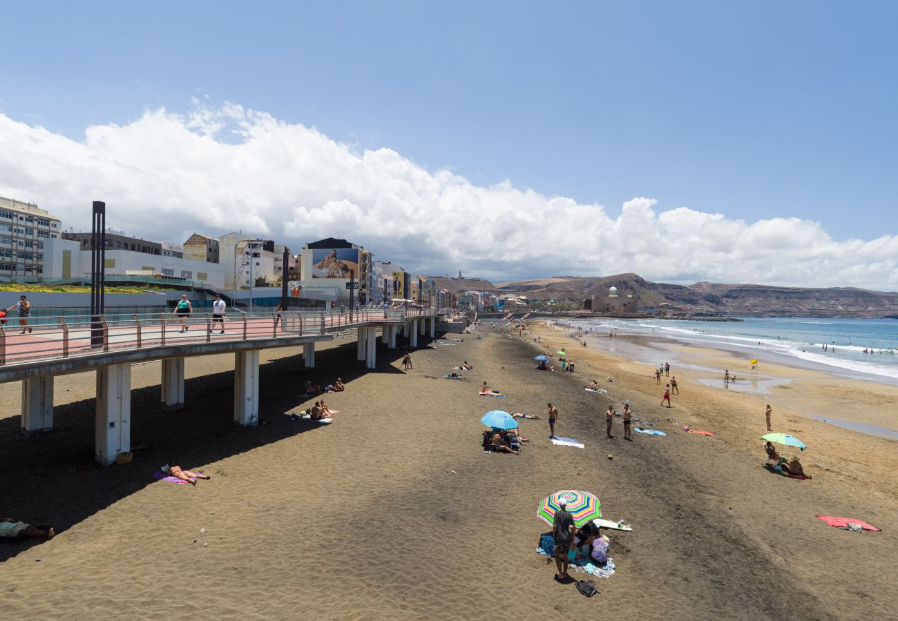 House in Las Palmas de Gran Canaria - Canteras Sport Beach by Canariasgetaway