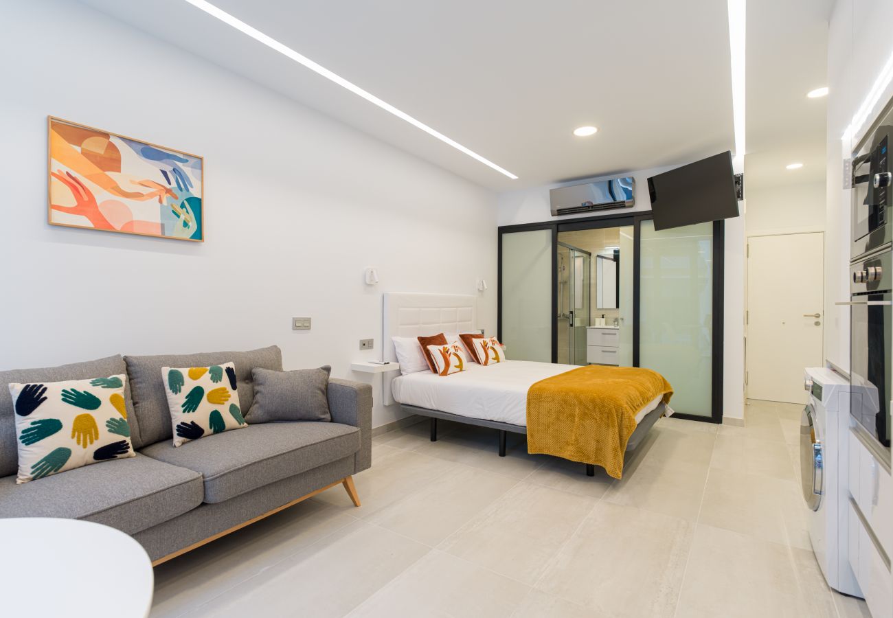 Studio in Las Palmas de Gran Canaria - Lava Beach Home By CanariasGetaway