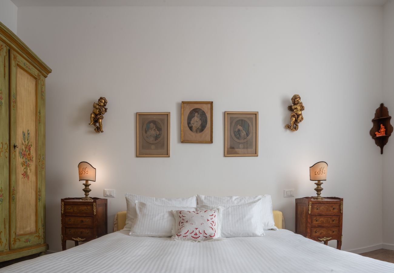 Apartment in Venice - Tiepolo Apartment in the Biennale District