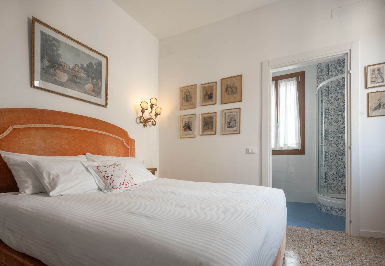 Apartment in Venice - Tiepolo Apartment in the Biennale District