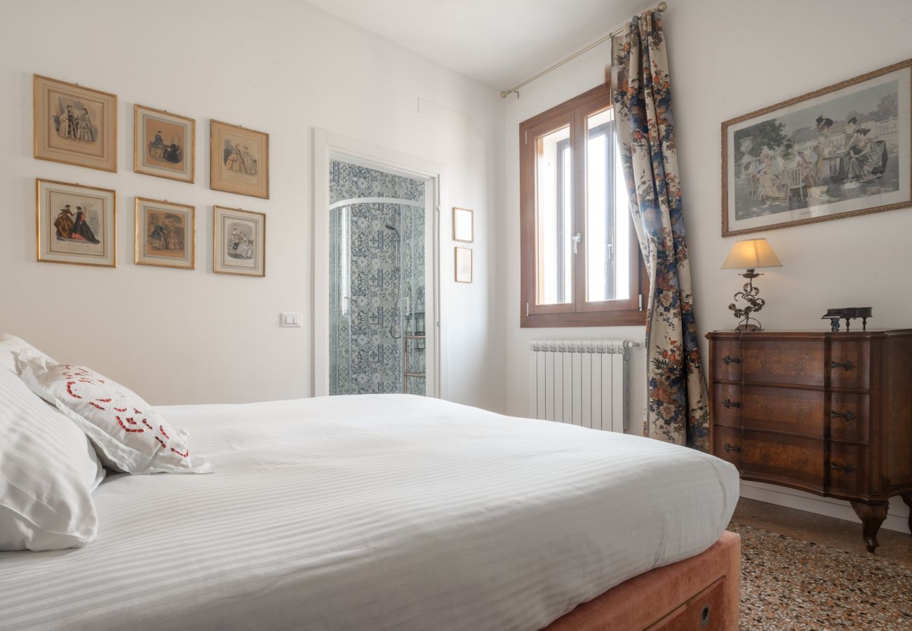 Apartment in Venice - Tiepolo Apartment in the Biennale District