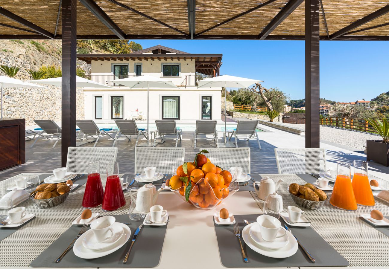 Villa in Savoca - Luxury villa with pool few km away from Taormina