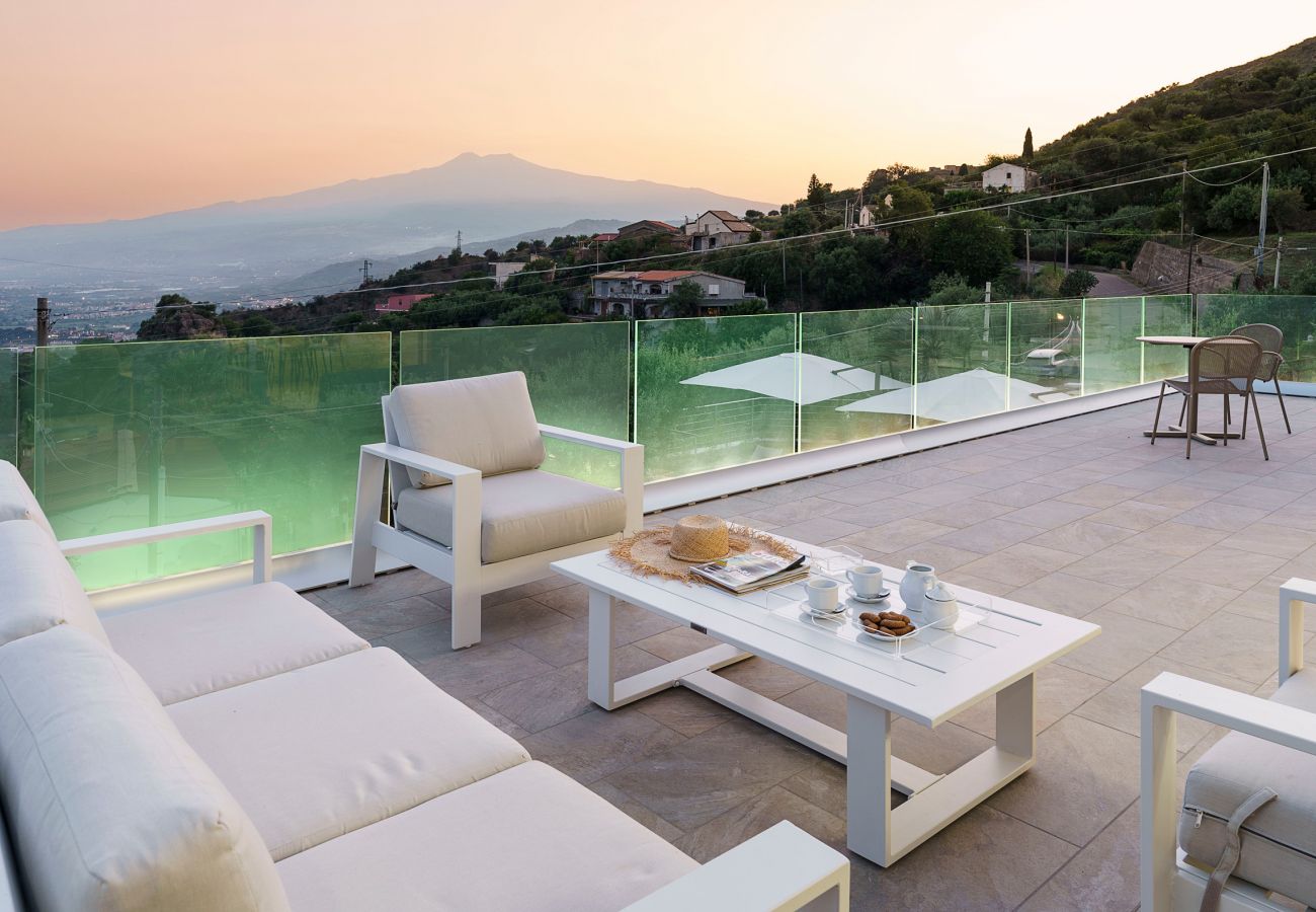 Villa in Taormina - Luxury villa with pool in Taormina