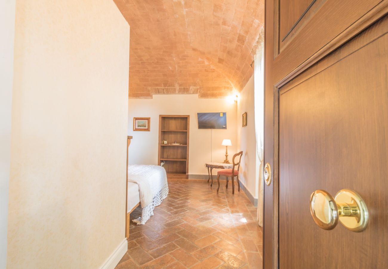 Apartment in Bolsena - Casa Elfriede 