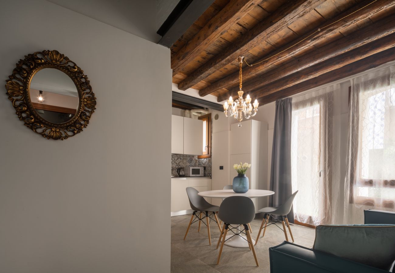 Apartment in Venice - Castello Apartment with Garden R&R