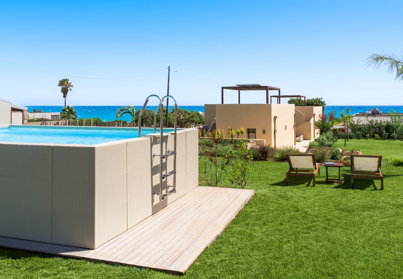 Villa in Marina di Modica - Villa with pool, on the sea in Marina di Modica