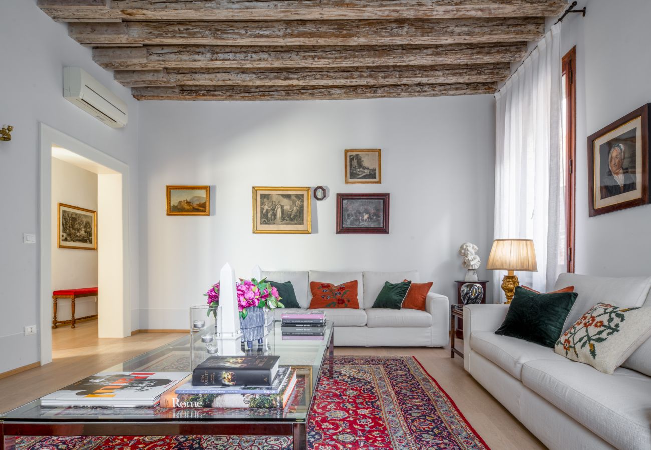 Apartment in Venice - Bompani