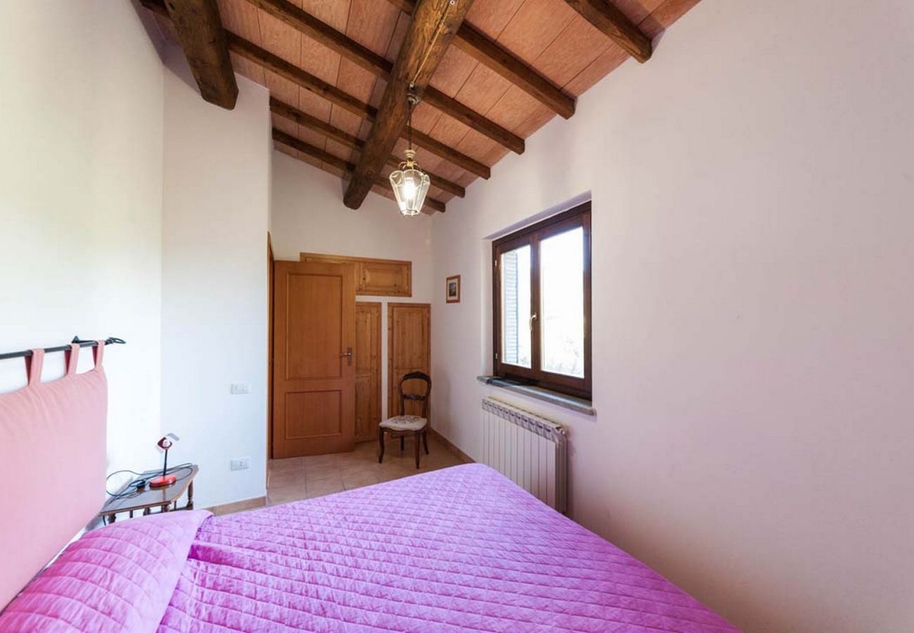 Apartment in Bolsena - Casa 1 Holiday home for up to 4 people with pool and beach access.